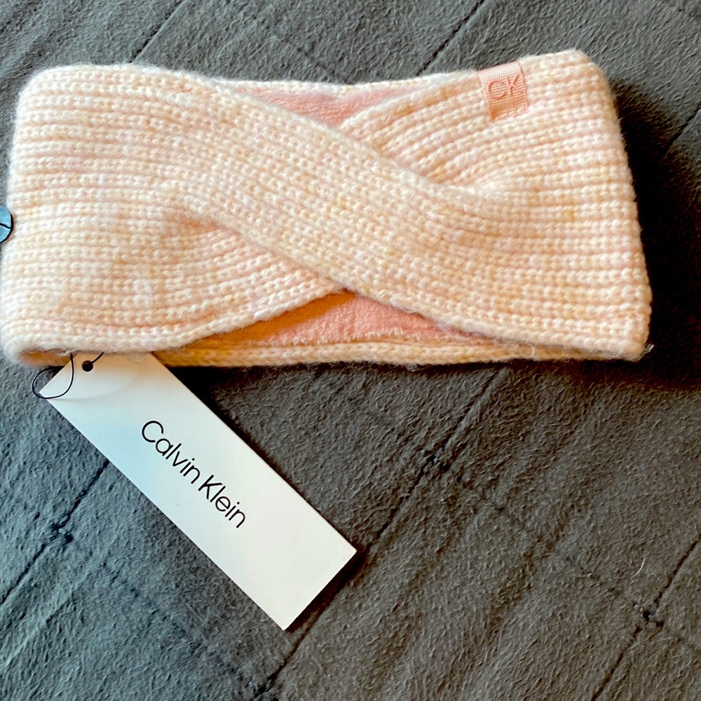 NWT Calvin Klein Blush Wide Headband